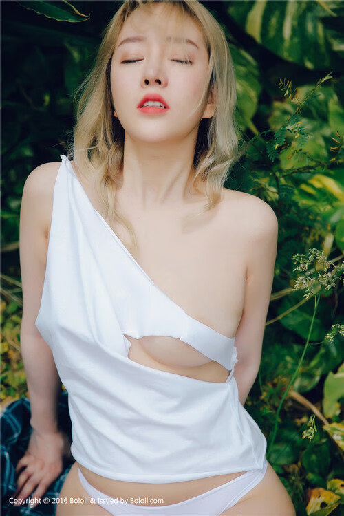 开云体育视频直播-刀光剑影：双方实力对比让人不禁为之动容，刀光剑影下一句怎么说