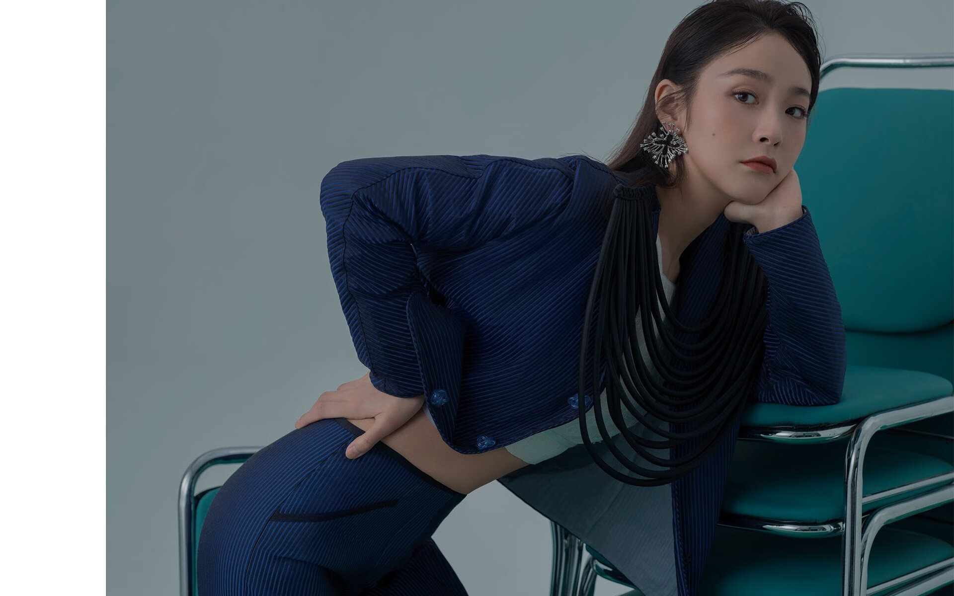 kaiyun体育综合-“新加坡泳池，谁将成为2025世界游泳锦标赛的新一代王者？”