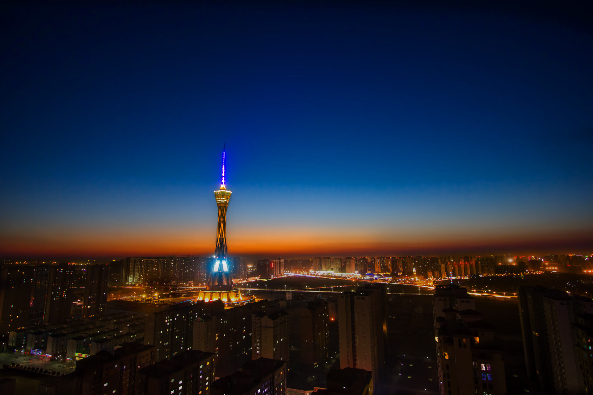 kaiyun.com-中国足球国家队提升攻防转化的效率表现，足球攻防转换训练视频