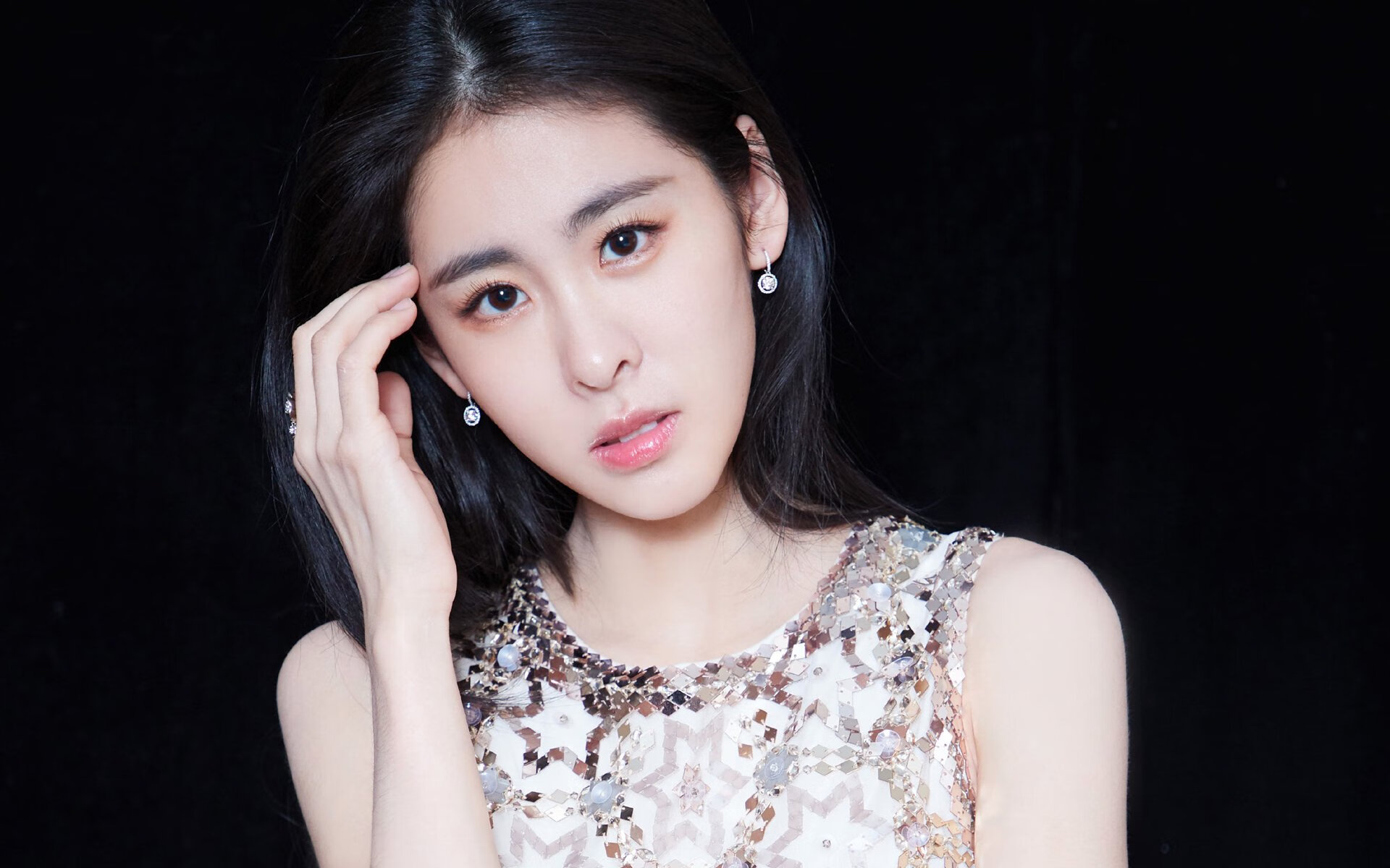 kaiyun体育app-梅西带队冲刺，阿根廷逐步逼近世界杯